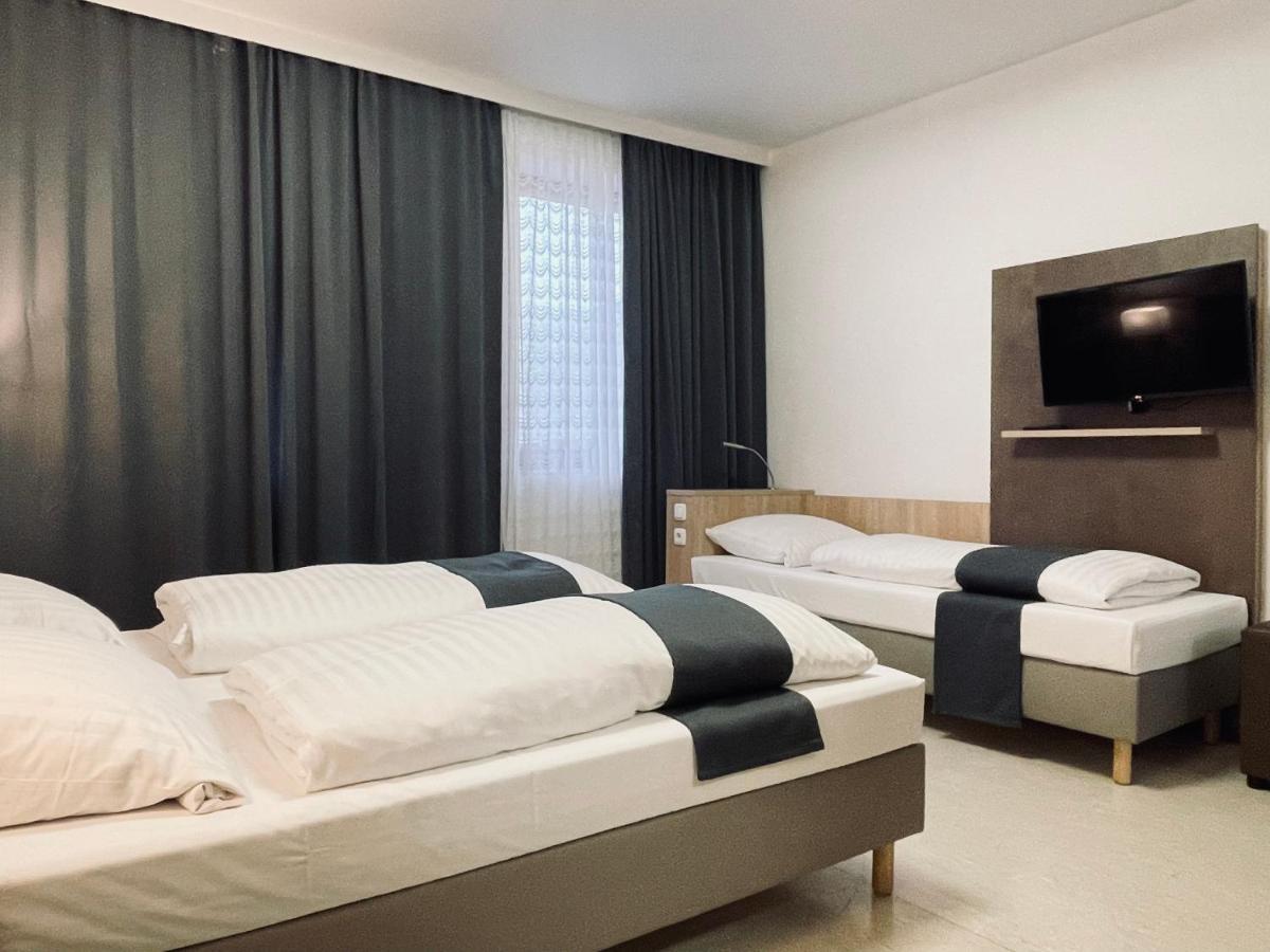 Hana Aparthotel Barsbuttel Exteriör bild