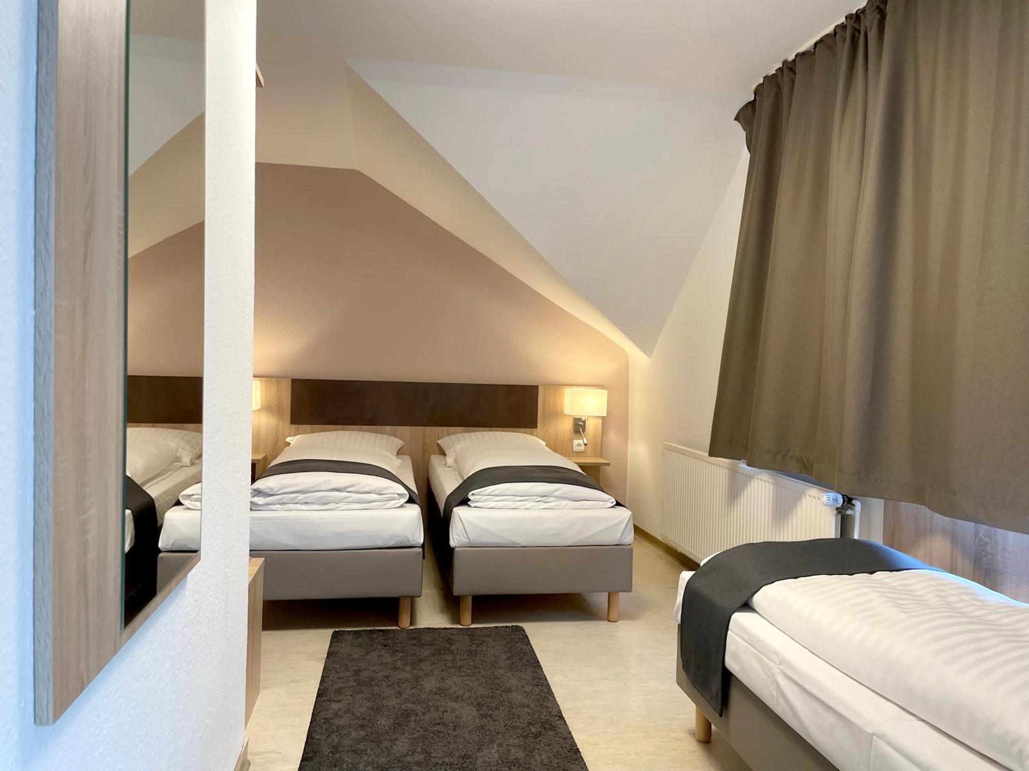 Hana Aparthotel Barsbuttel Exteriör bild