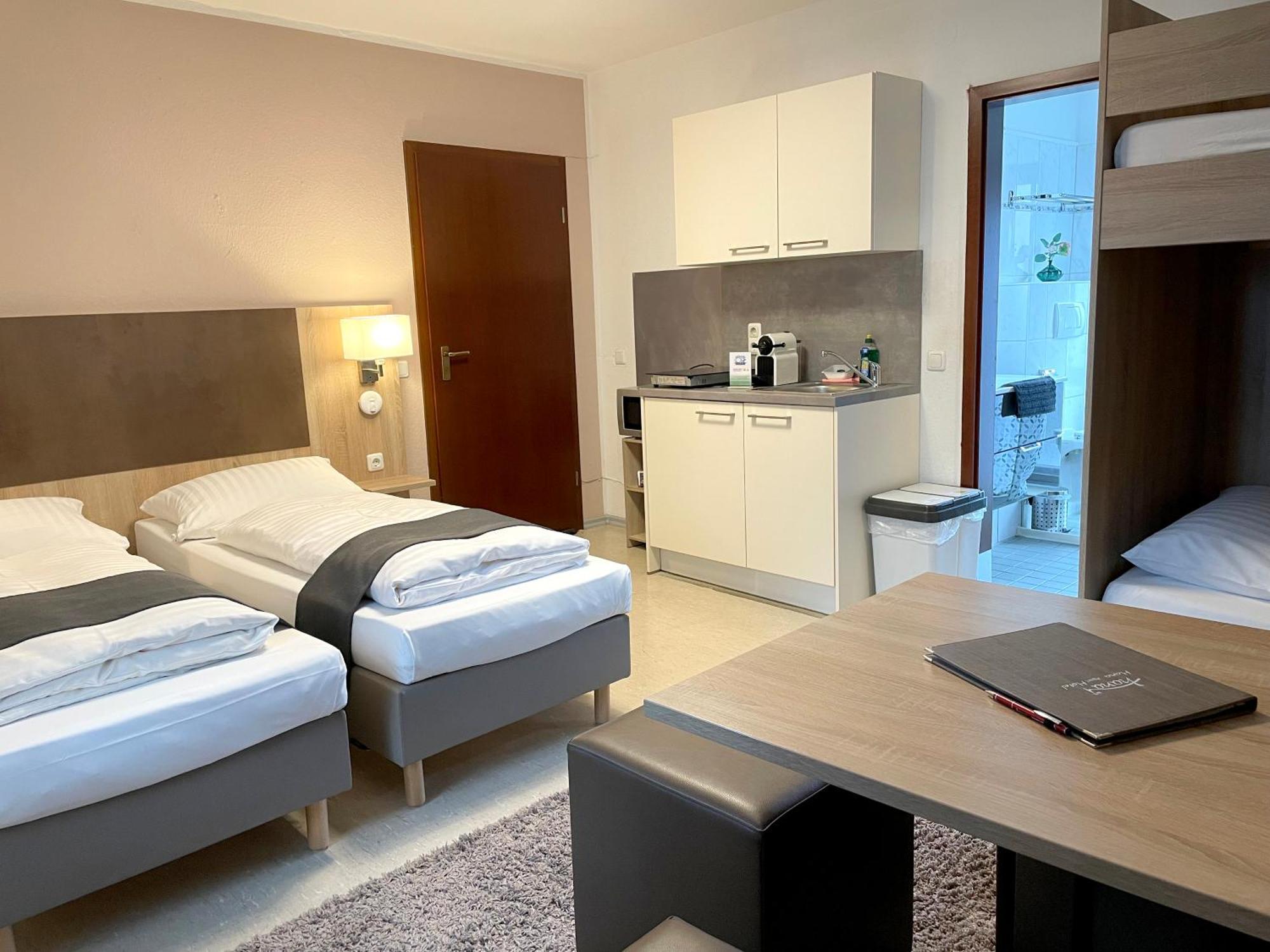 Hana Aparthotel Barsbuttel Exteriör bild