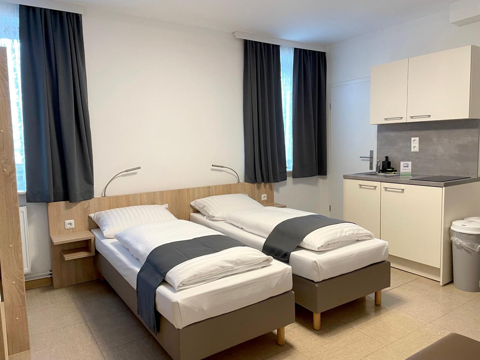 Hana Aparthotel Barsbuttel Exteriör bild