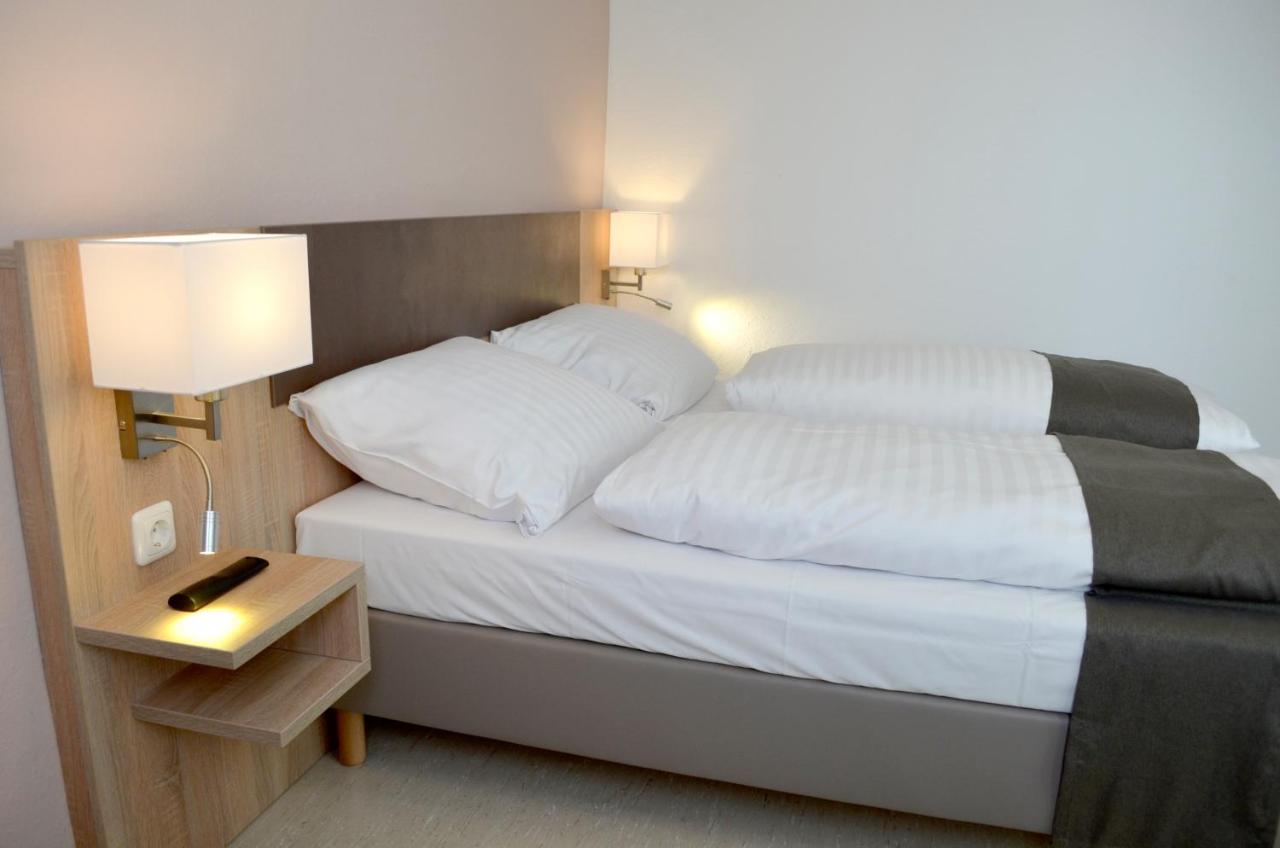 Hana Aparthotel Barsbuttel Exteriör bild